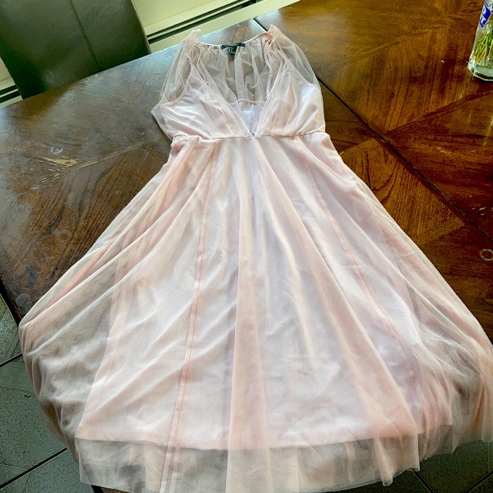 Pink lace dress Forever 21 S